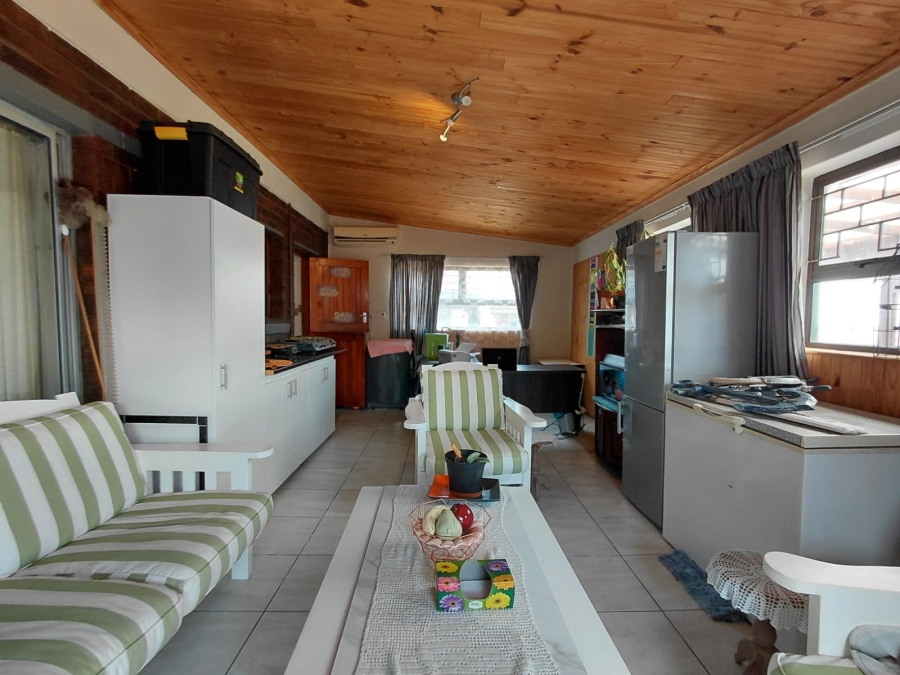 3 Bedroom Property for Sale in C Place Eastern Cape